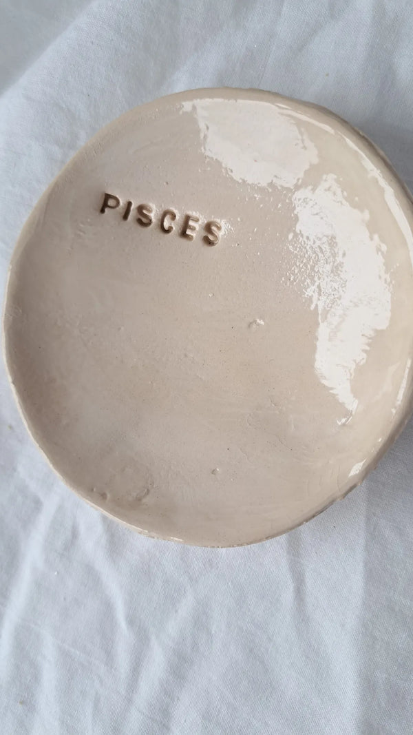 Pisces zodiac sign bowl - glossy